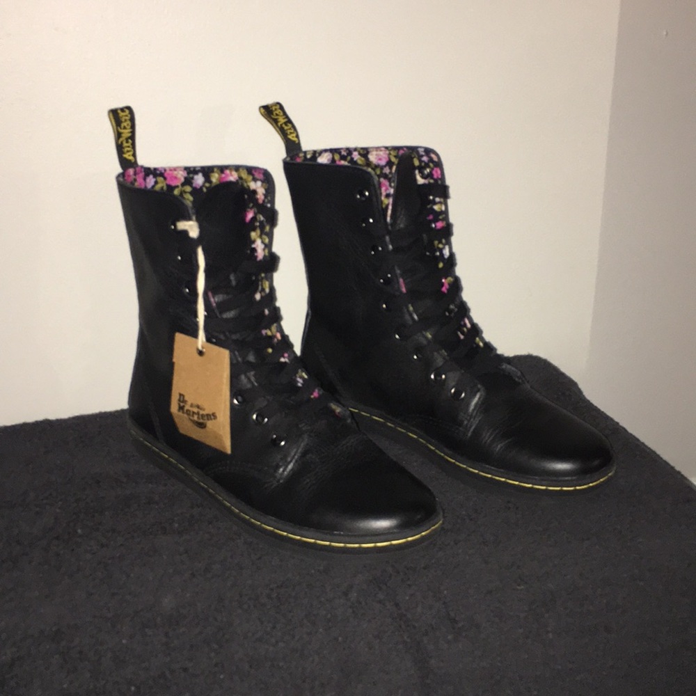Dr. Martens Stratford
